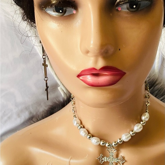 ❤️🙏Beautiful Pearlstone Fashion necklace very delicate light for woman - Picture 3 of 6